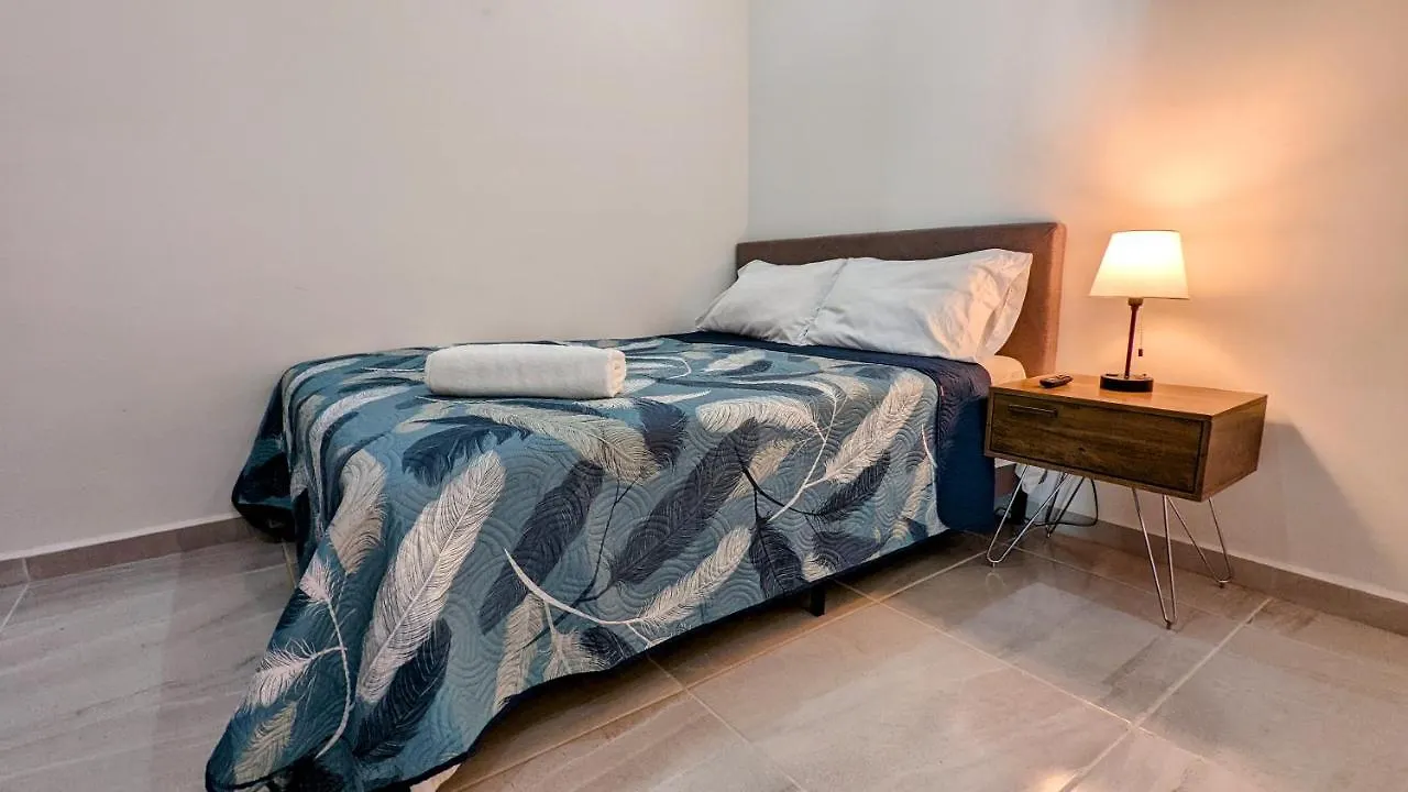 Kings Home - Big Modern House With Pool Cancun